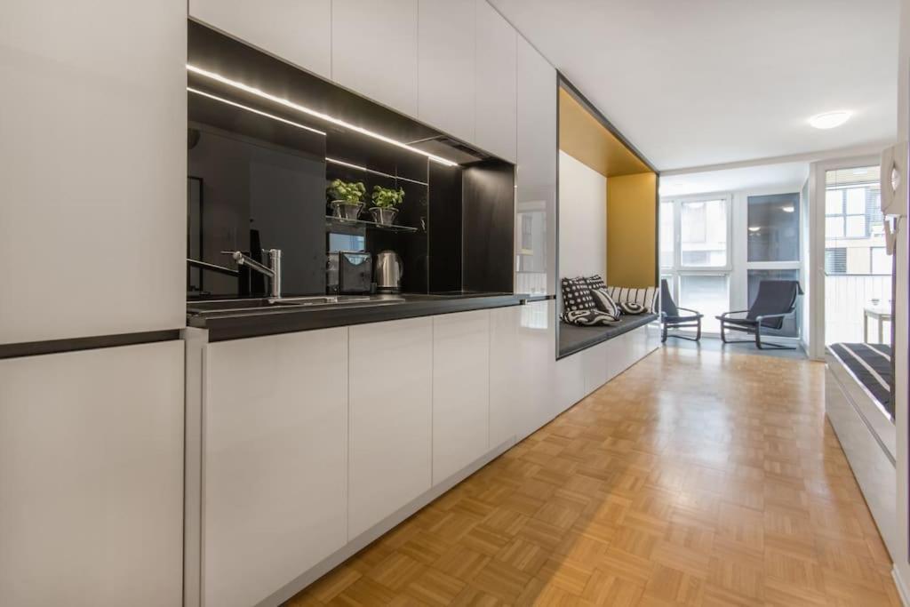 Gorgeous Central Flat With Garage ลูบลิยานา ภายนอก รูปภาพ