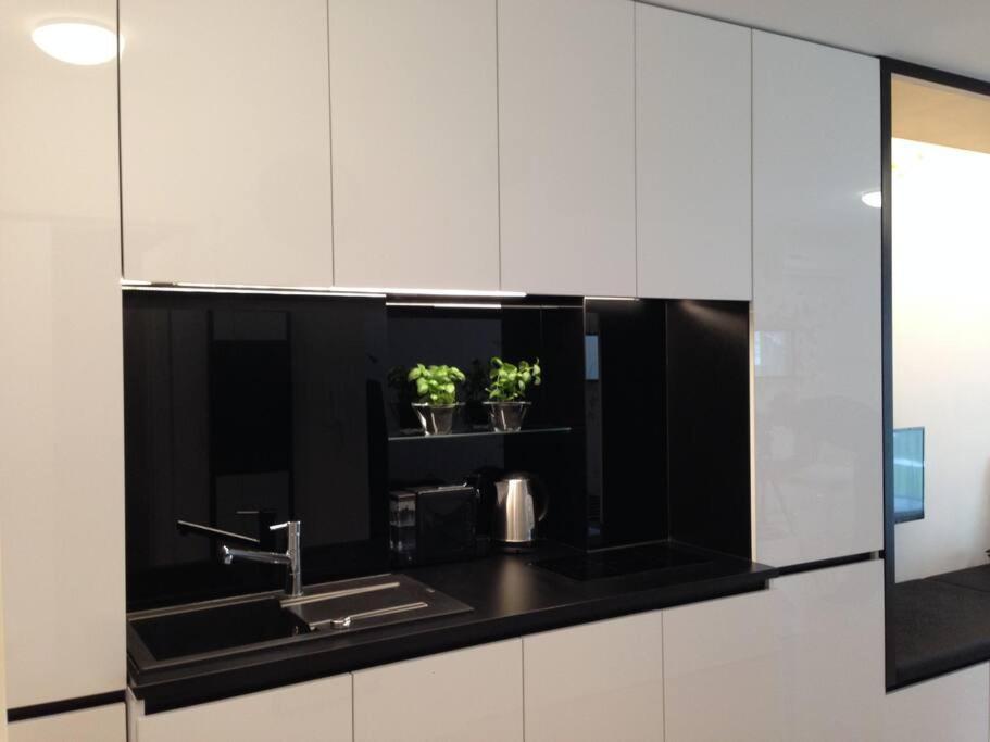 Gorgeous Central Flat With Garage ลูบลิยานา ภายนอก รูปภาพ
